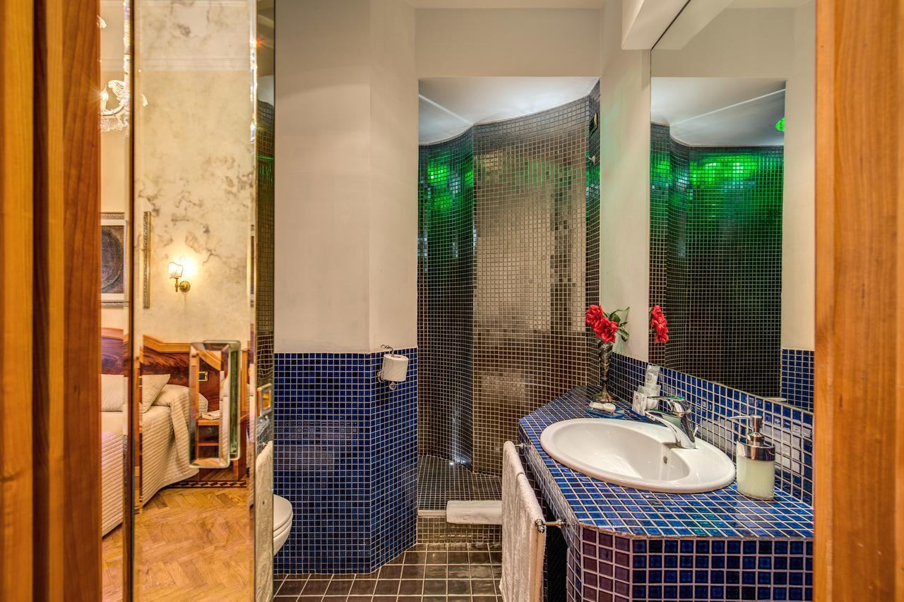 Relais Conte Di Cavour De Luxe 2* Roma