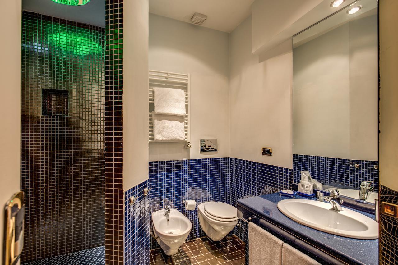 Relais Conte Di Cavour De Luxe Affittacamere Roma
