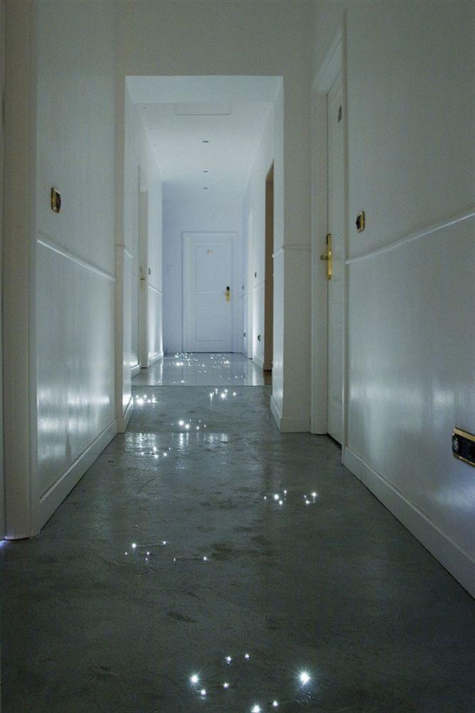 Relais Conte Di Cavour De Luxe 2* Rome